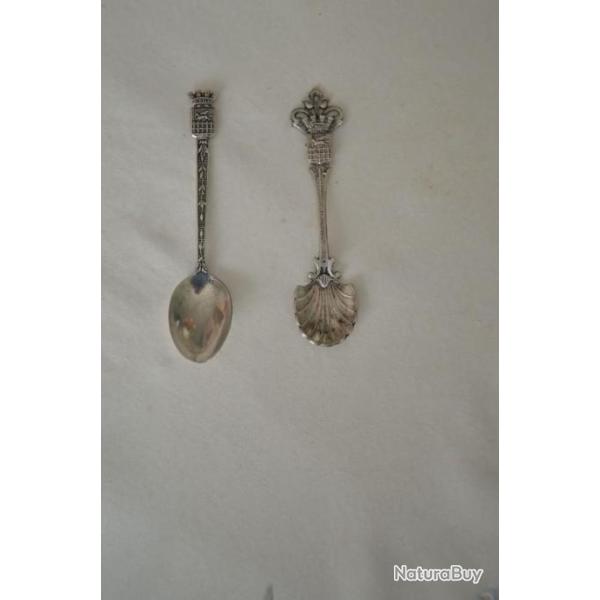 2 petites cuill�res de Saint-Malo