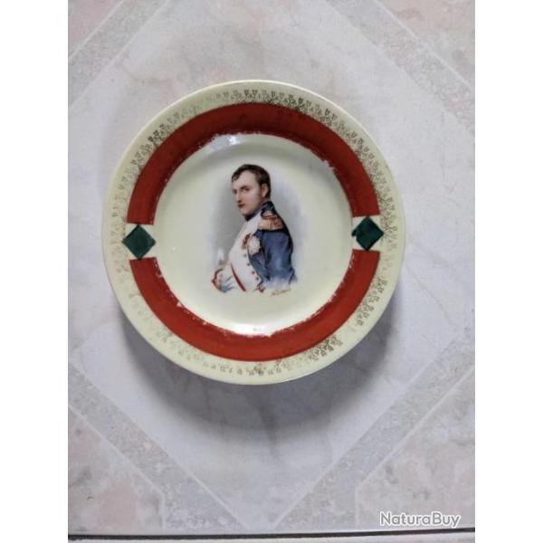 NAPOLEON  /  assiette d�corative � l'effigie de l'Empereur