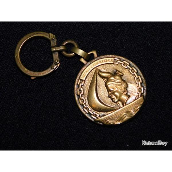 VICTOR SCHOELCHER - AVISO ESCORTEUR   - MARINE NATIONALE - PORTE CLEFS