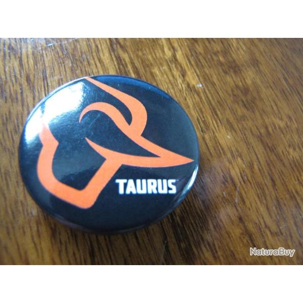Broche TAURUS (s08)
