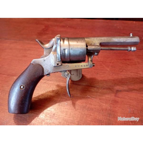 Bon Bull-dog Li�geois en 320.