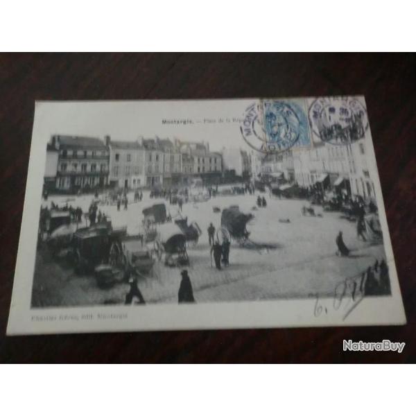 CP  dpt  45  MONTARGIS PLACE DE LA REPUBLIQUE
