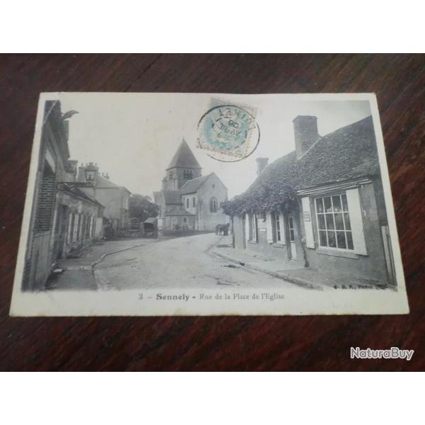 CP  dpt  45   SENNELY   RUE DE LA PLACE DE L EGLISE