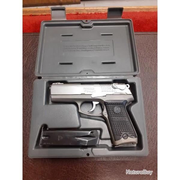 RUGER P94 DC EN BON ETAT CAL. 9X19 + 1 CHARGEUR SUPPLEMENTAIRE + MALLETTE DE TRANSPORT