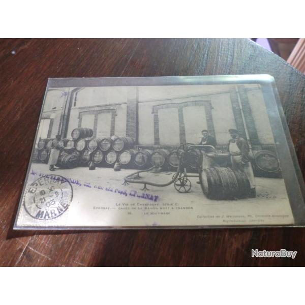 CP  dpt  51  EPERNAY  LE VIN DE CHAMPAGNE
