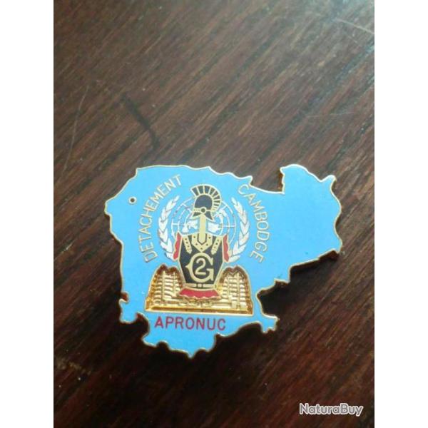 INSIGNE 2eme  RG  DETACHEMENT  APRONUC  CAMBODGE   J BALME  SAUMUR