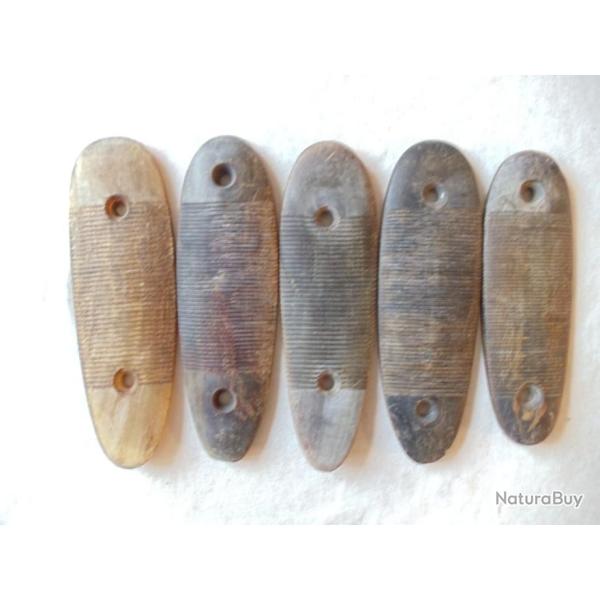 Plaque de couche en corne en bon tat.