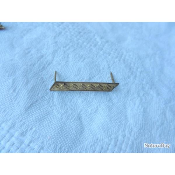 galon m�tal pour calot - aviation fran�aise (sergent)