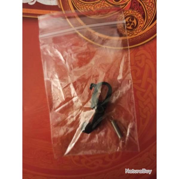 Vide grenier Pice dtache kit Jeu de percuteurs en alliage  GHK AK