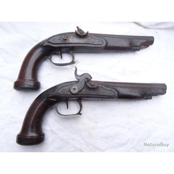 16) lot magnifique paire de pistolets a silex transform�s a piston = BREZOL  a CAEN