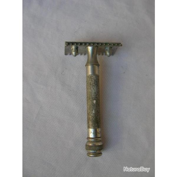 WW2 US RASOIR AM�RICAIN " GILLETTE " DEMONTABLE SOLDATS / OFFICIERS ET NUM�RO DE PATENT