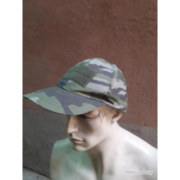 CASQUETTE MILITARY TYPE BASEBALL AVEC SCRATCH