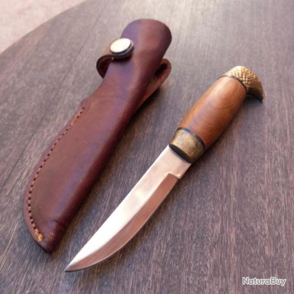 Couteau PUUKKO SCANDINAVE � t�te d Aigle avec �tui en cuir