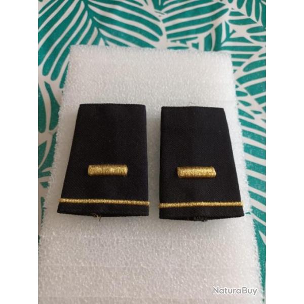 Paire de grades pattes d'epaules officier arm�e us army SECOND LIEUTENANT original 1