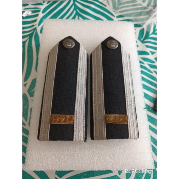 Paire de grades officier de sortie arm�e us USAF SECOND LIEUTENANT original 1