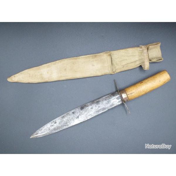 Poignard de combat artisanal �poque Indochine