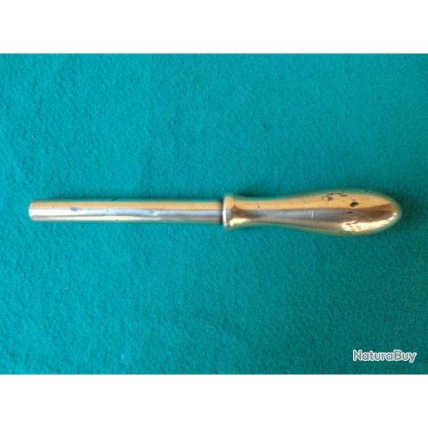 Rare bourroir en bronze 14 mm.