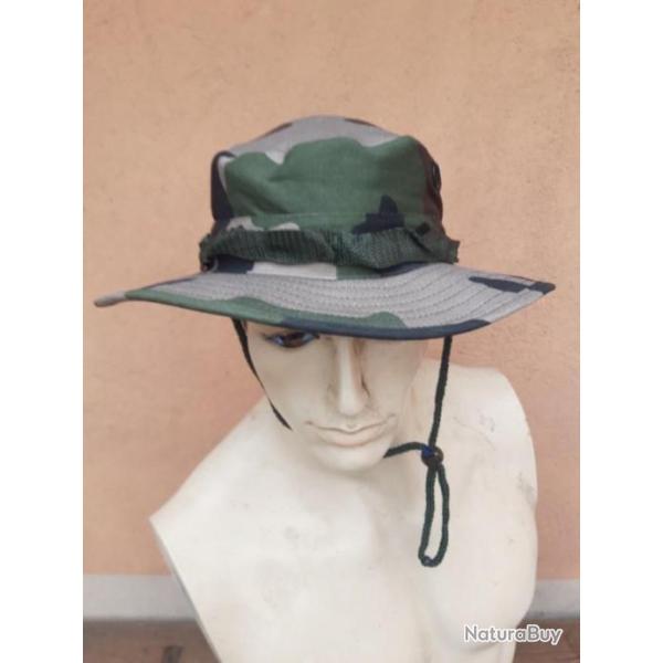 CHAPEAU TROIS TONS TYPE VIET-NAM