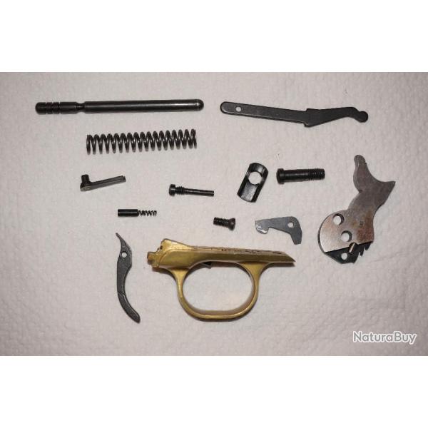 Lot de pi�ces d�tach�es pour revolver RUGER Bearcat