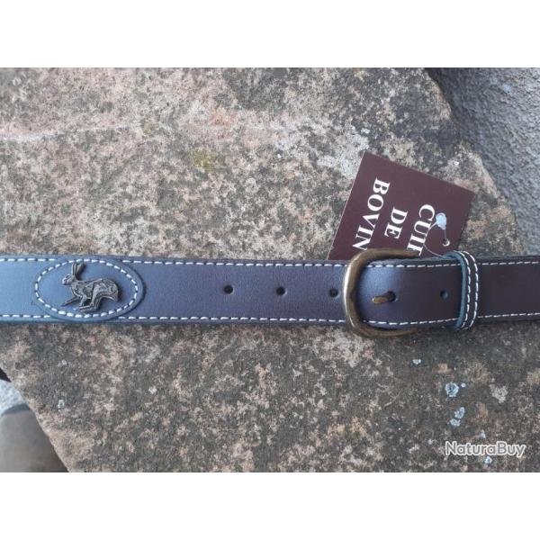 Belle ceinture cuir motif Li�vre.