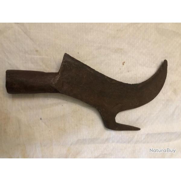 ancien fer en forme de botte