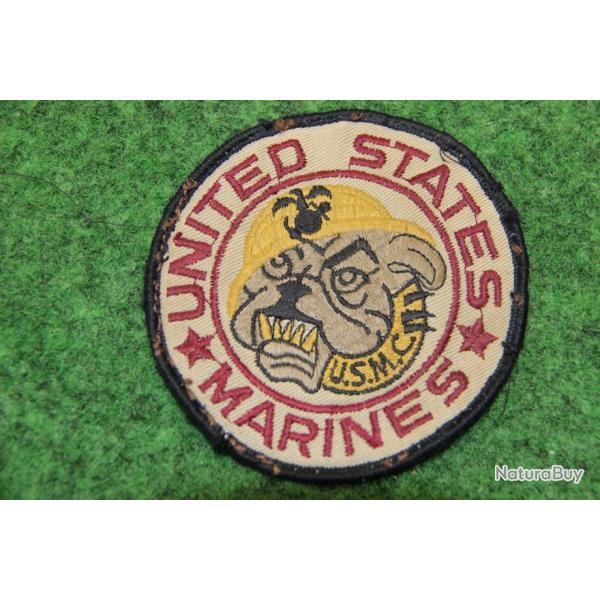INSIGNE TISSUS MARINE  US MC   BULL DOG   VIET NAM  1963 / 1967