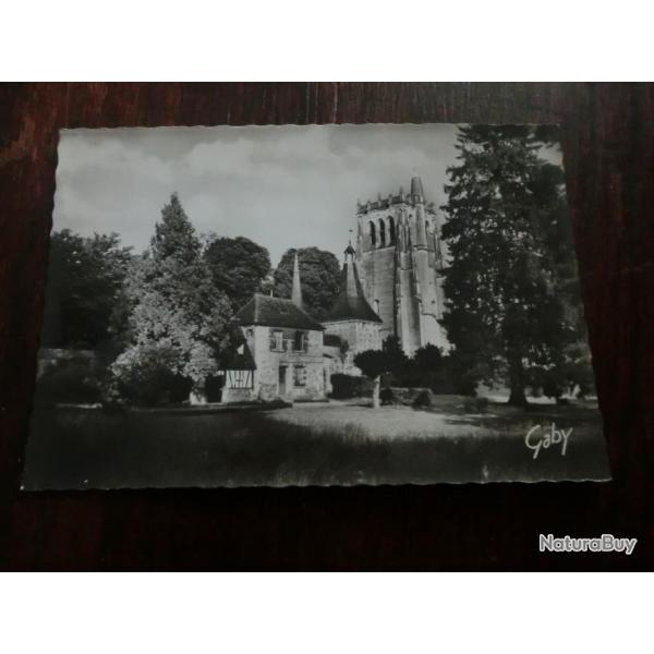 CP  DPT  27  ABBAYE DU BEC HELLOUIN  ENTREE DU LOGIS