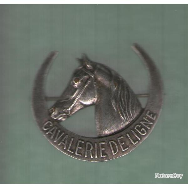 INSIGNE DE LEVANT  :  CAVALERIE  DE  LIGNE  ---------------- ARTHUS BERTRAND PARIS DEPOSE ----------