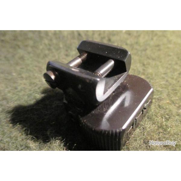 Vend pied AR pour montage Akah compatible avec pied AR Steyr