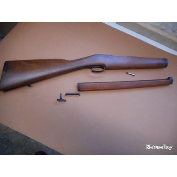 crosse pour carabine ancienne cal 22 .
