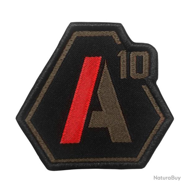 Patch A10 brod vert olive/rouge sur tissu noir