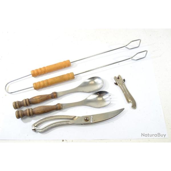 Lot couverts � salade, pince � grille barbecue, ciseaux � carcasse NOGENT, aiguiseur d�capsuleur