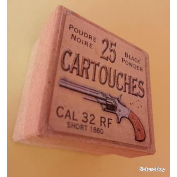 Cal 32rf   S-W  Boite carton vide.