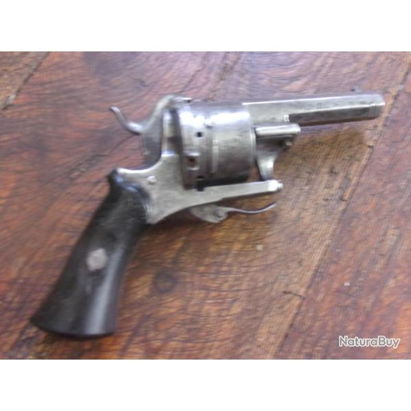 revolver de type Lefaucheux  en 12mm