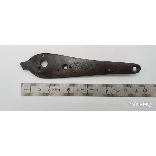 Corps de platine inconnue.