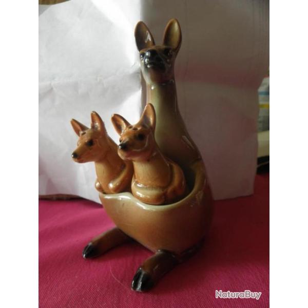 vintage ceramique allemagne de l'ouest  sel et poivre kangourou et joeys
