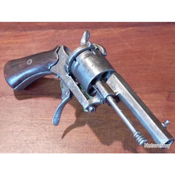 Revolver Li�geois � broche en 7mn.