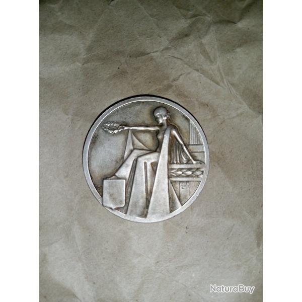 M�daillon de la victoire.