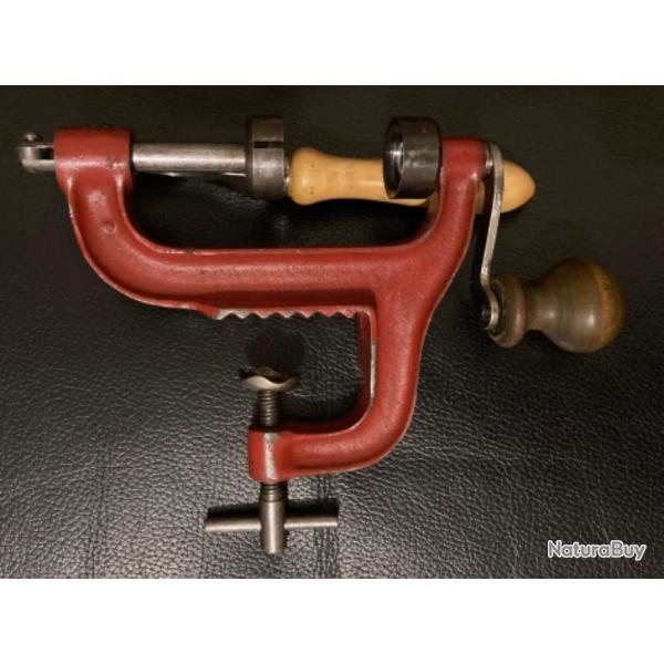 Sertisseur MFB pour collectionneur ou chasseur faisant ses cartouches calibre 16-65 � 70 mm.