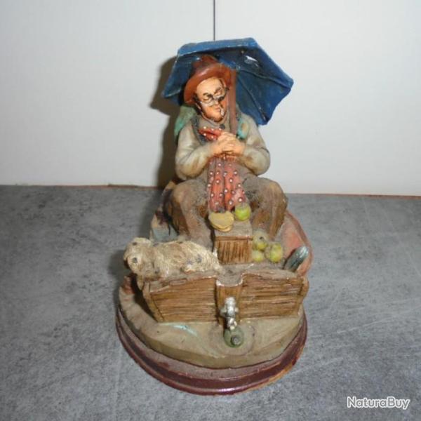 VINTAGE ANCIEN STATUETTE FIGURINE CLOCHARD CHIEN et son PARAPLUIE SIESTE
