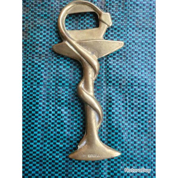 ancien  decapsuleur bronze  caduce  medecine