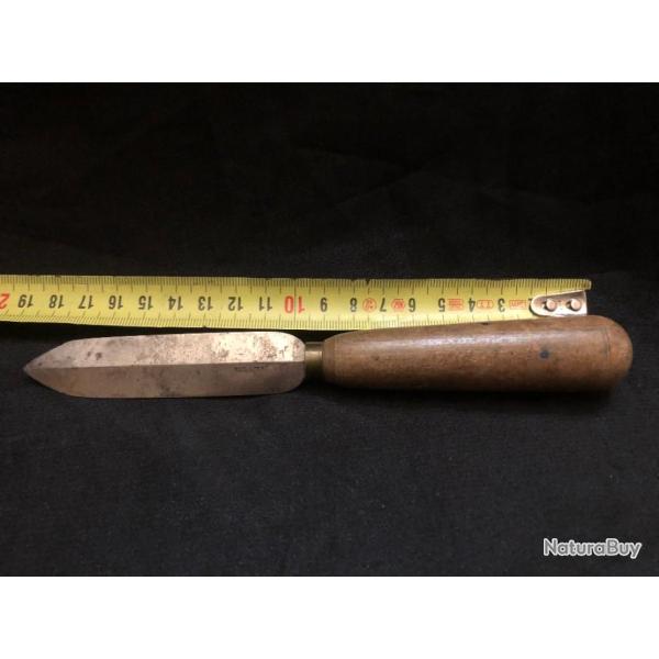 couteau droit rullier a lyon