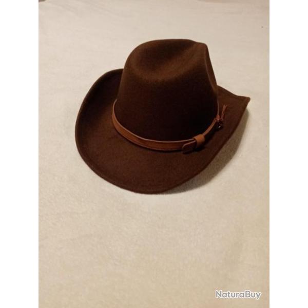 Chapeau cowboy marron