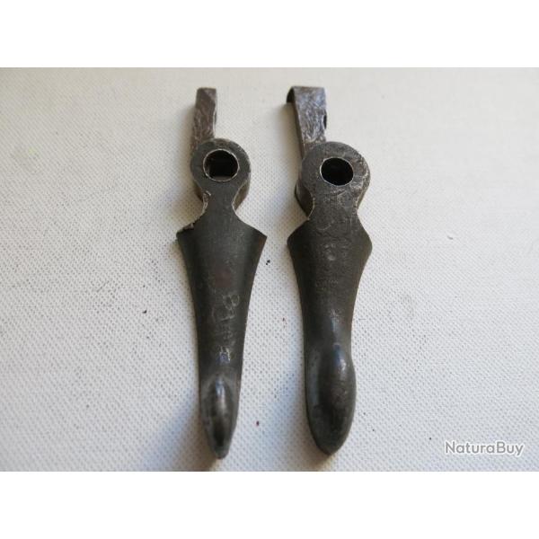 VENDU PAR CUIRASSIER11  LOT DE DEUX CLES D'OUVERTURES FUSILS DE CHASSE BRUTES A AJUSTER
