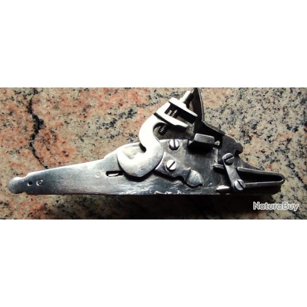 PL247 Platine � silex pour pistolet ou fusils XXe . (Livr� par Happy post 11�)