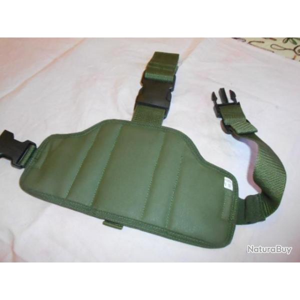 plaques de cuisse camouflage europe (les 2 ) neuves , non utilis�es.