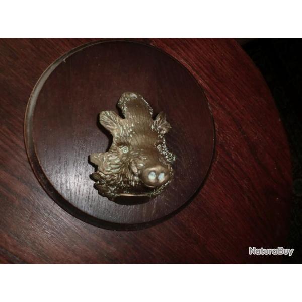 TROPHEE SANGLIER BRONZE  SUR SOCLE