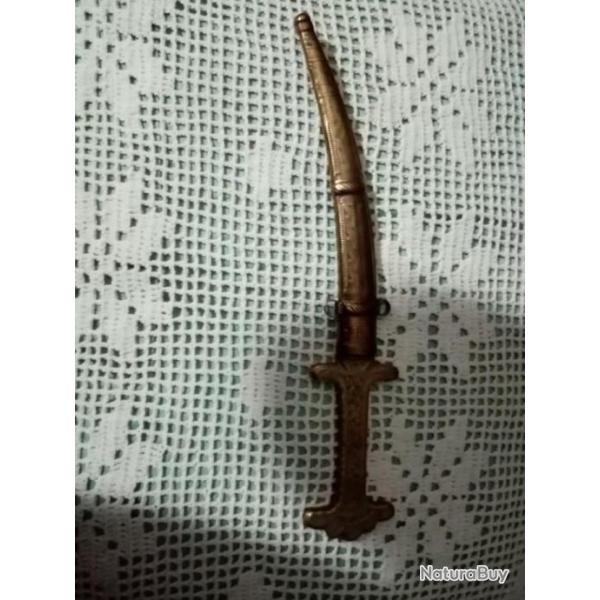 Beau  Koumya d'origine Marocaine  artisanal /  Morocco