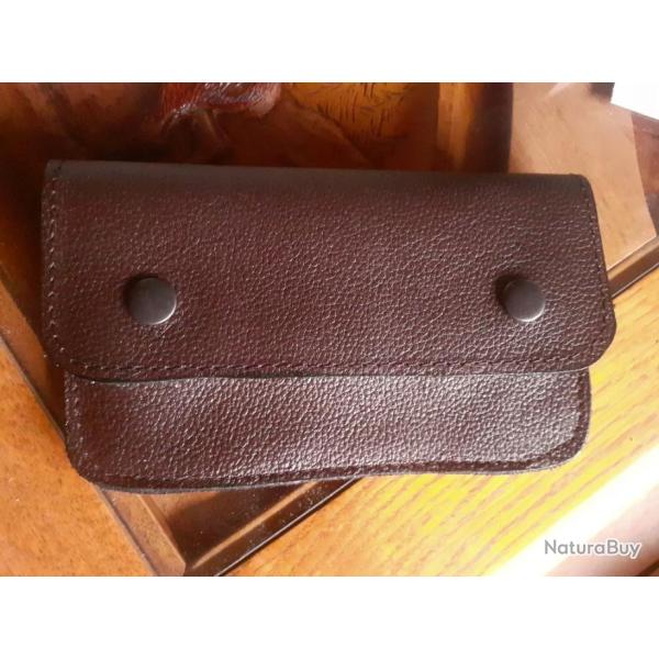 Etui cartouchi�re  pour 10  Balles gros calibre