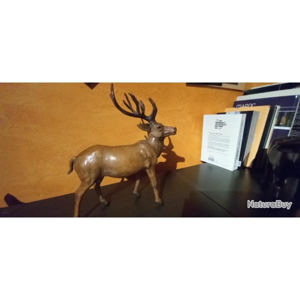 STATUETTE CERF tout cuir